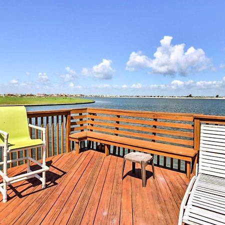 Waterfront Corpus Christi Townhome With Pool And Dock! المظهر الخارجي الصورة