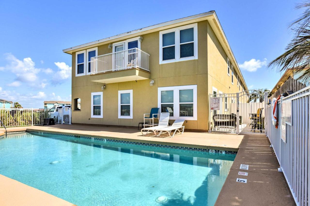Waterfront Corpus Christi Townhome With Pool And Dock! المظهر الخارجي الصورة