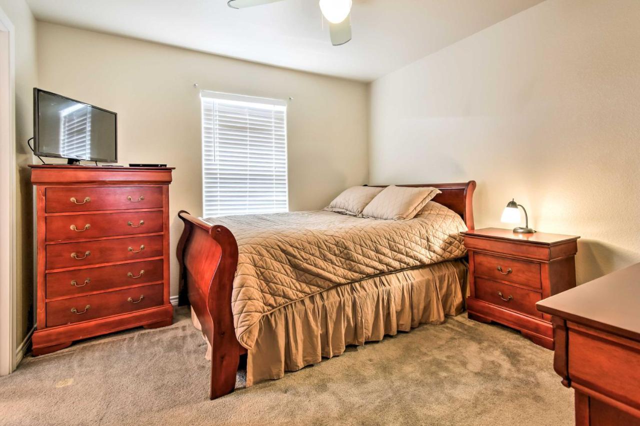 Waterfront Corpus Christi Townhome With Pool And Dock! المظهر الخارجي الصورة