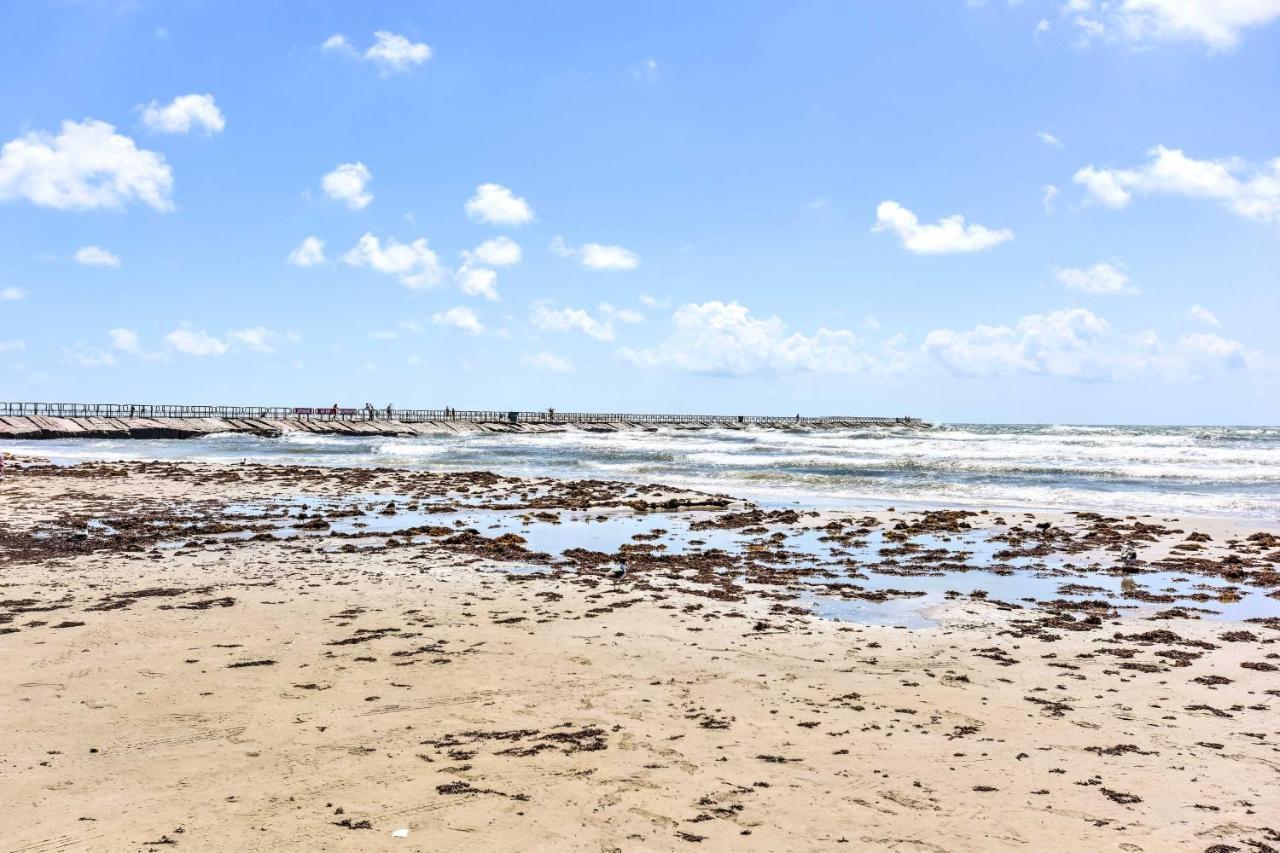 Waterfront Corpus Christi Townhome With Pool And Dock! المظهر الخارجي الصورة