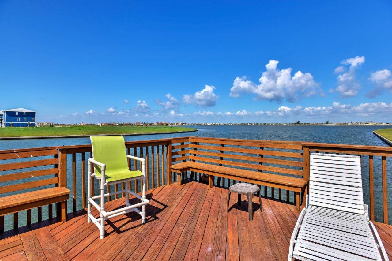 Waterfront Corpus Christi Townhome With Pool And Dock! المظهر الخارجي الصورة